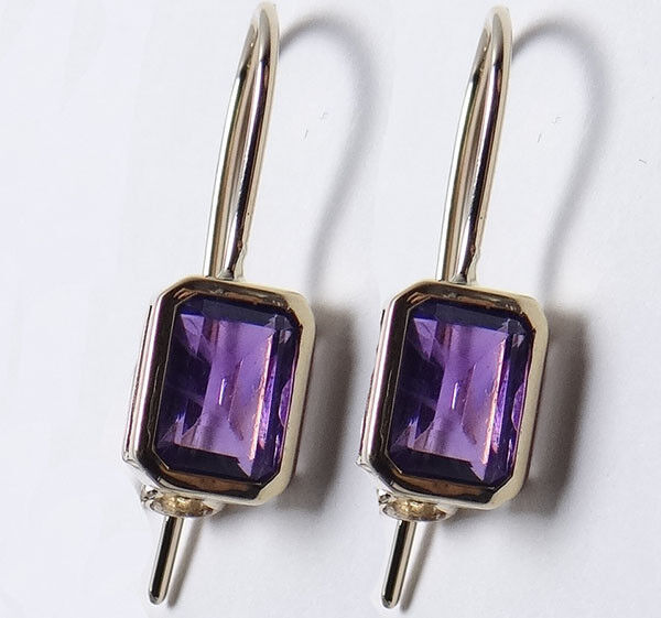 Classic Genuine 9K Solid Gold Natural Purple Amethyst Drop Earrings with closure