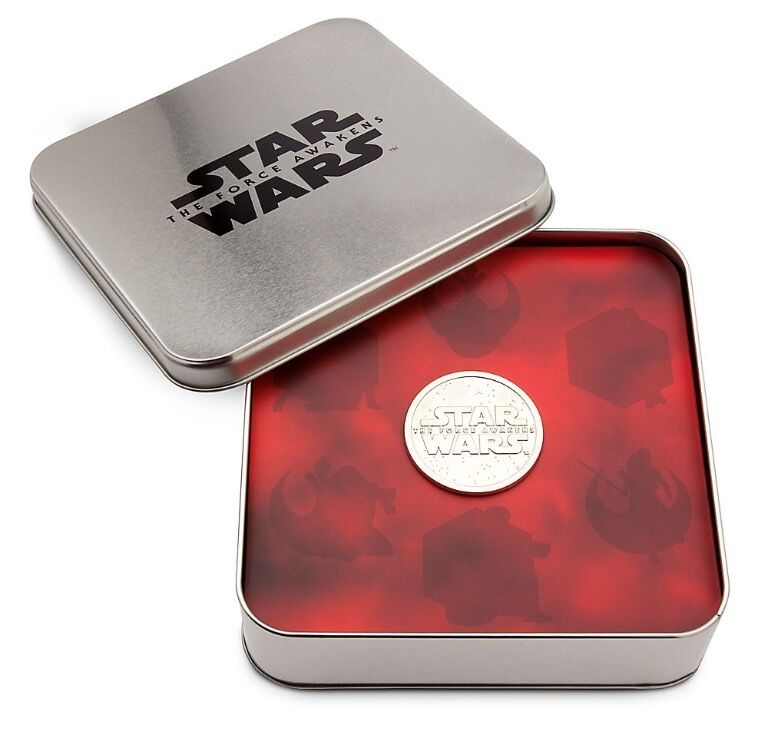 Disney Star Wars:The Force Awakens LIMITED EDITION Pin Collector Tin / SOLD OUT