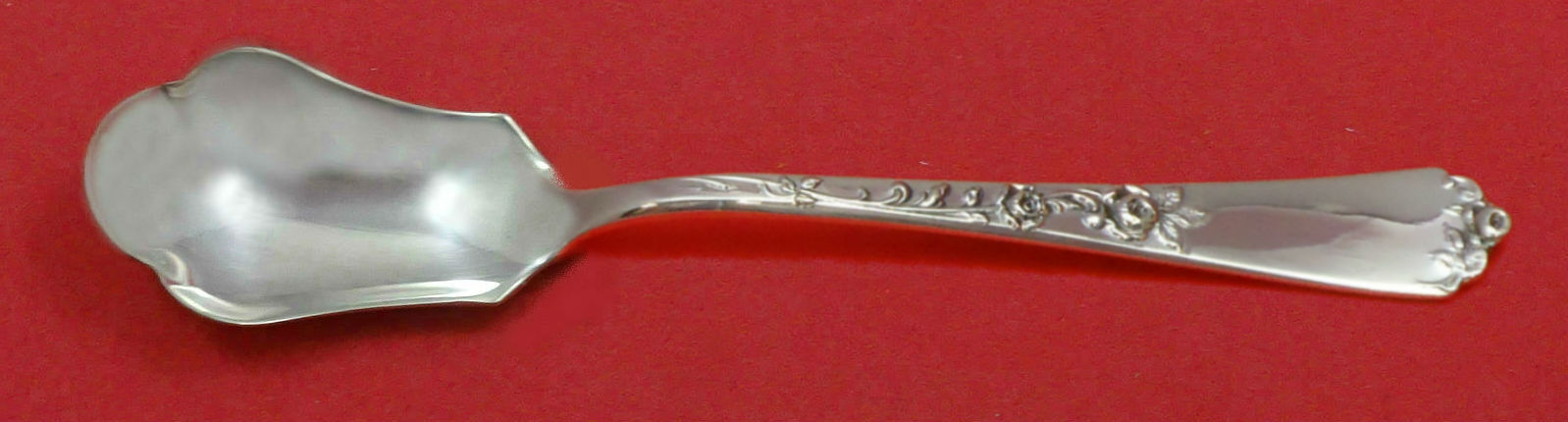 Sterling Rose by Wallace Sterling Silver Relish Scoop Custom Made 5 3/4\