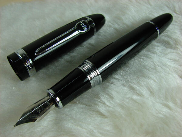 Jinhao 159 Large Black Fountain Pen 50G   ,148 mm Length  NJ129
