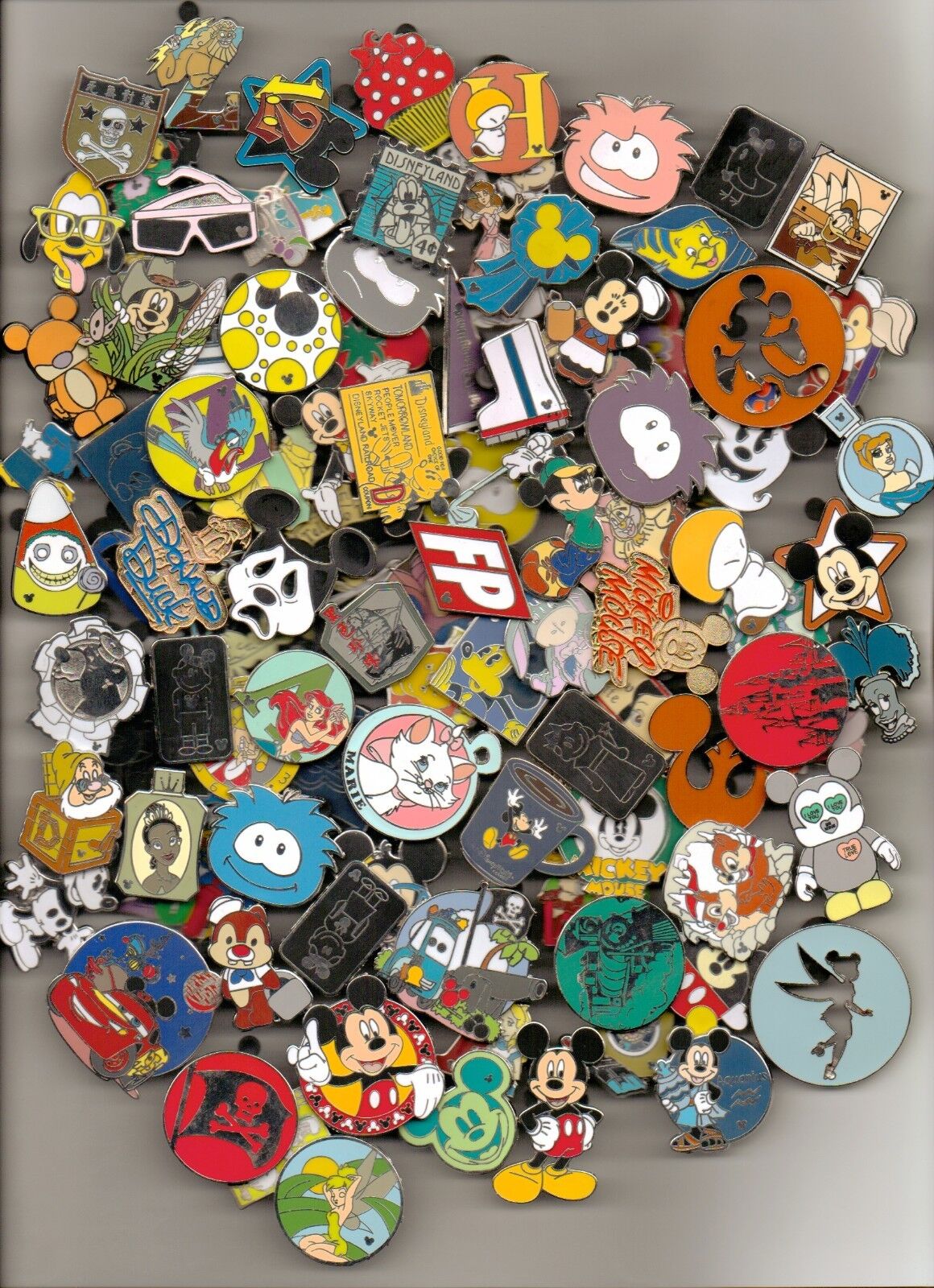 DISNEY PINS 100 DIFFERENT PINS MIXED LOT SELF PROCLAIMED FASTEST SHIPPER IN USA