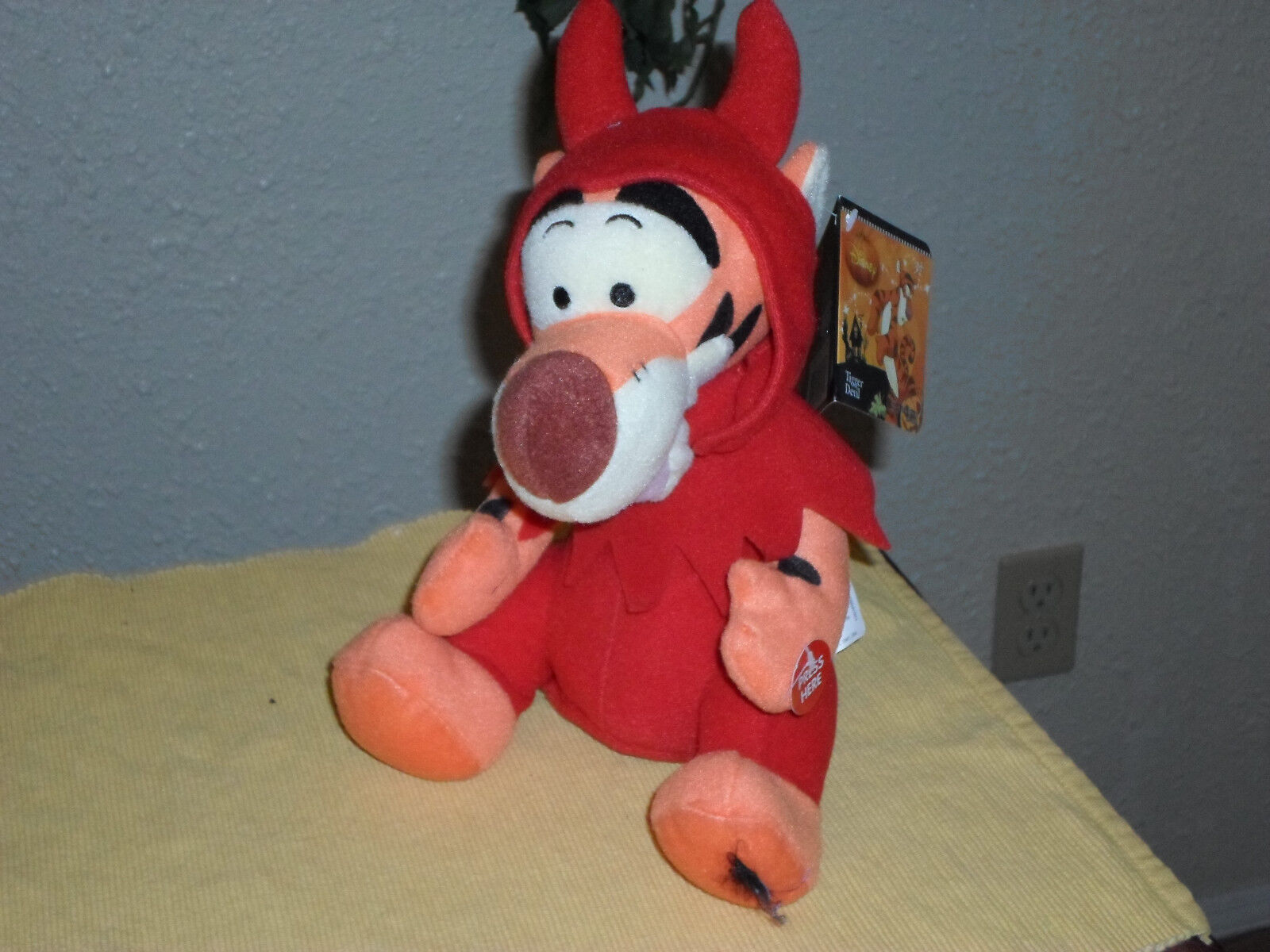   Disney Animated Musical Halloween Tigger Devil Plush Stuffed Animal