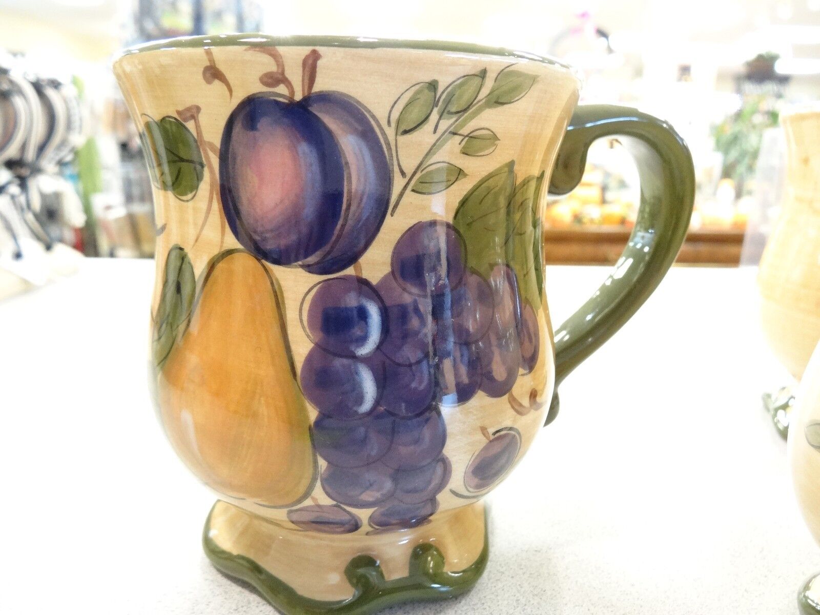 SET OF 4 Home Trends Granada Pedestal Coffee Tea Mugs HAND PAINTED With Fruit L5