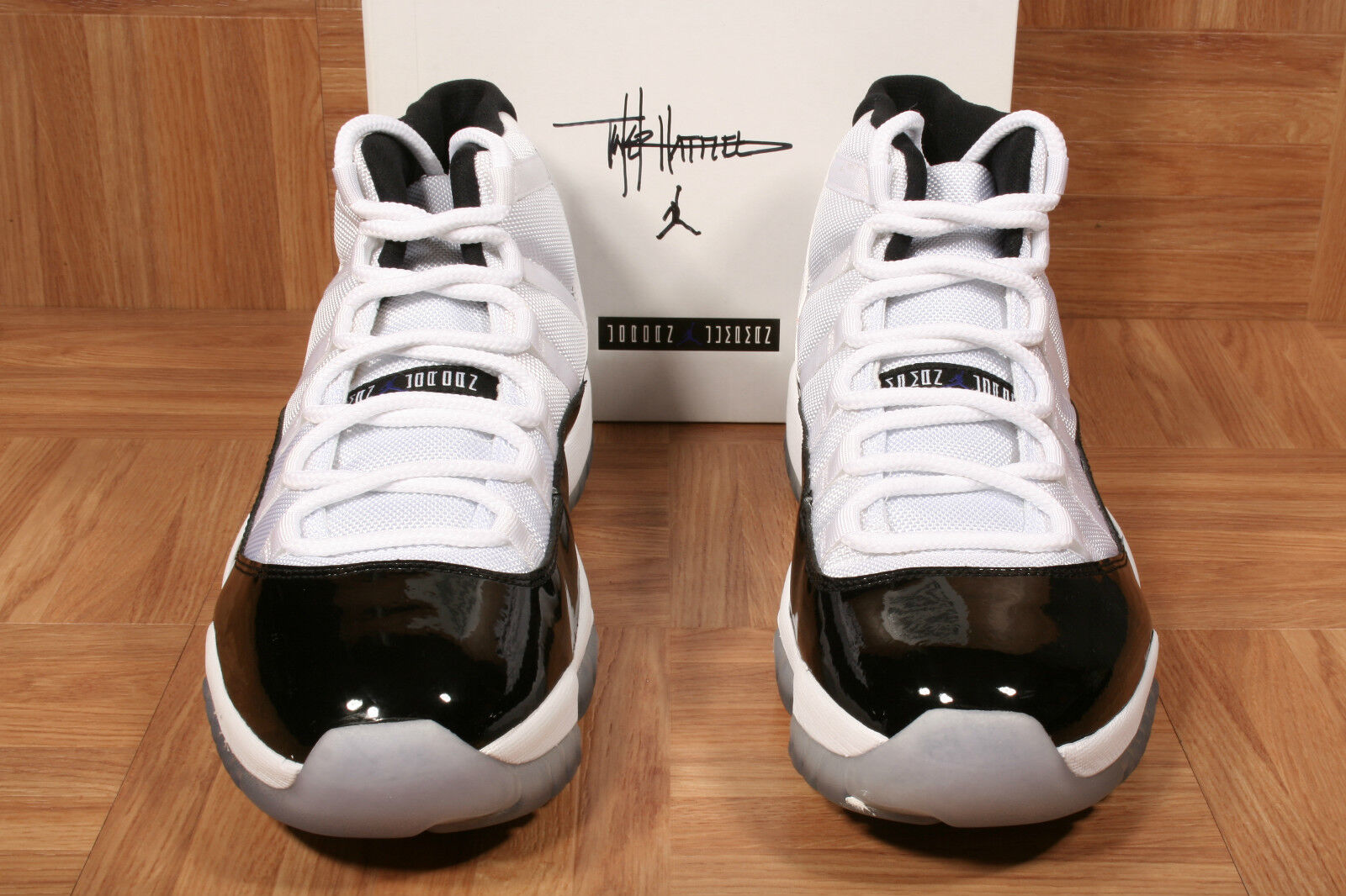 ShoeZeum Tinker Hatfield Autographed Nike Air Jordan XI 11 Retro Shoes Size 11.5
