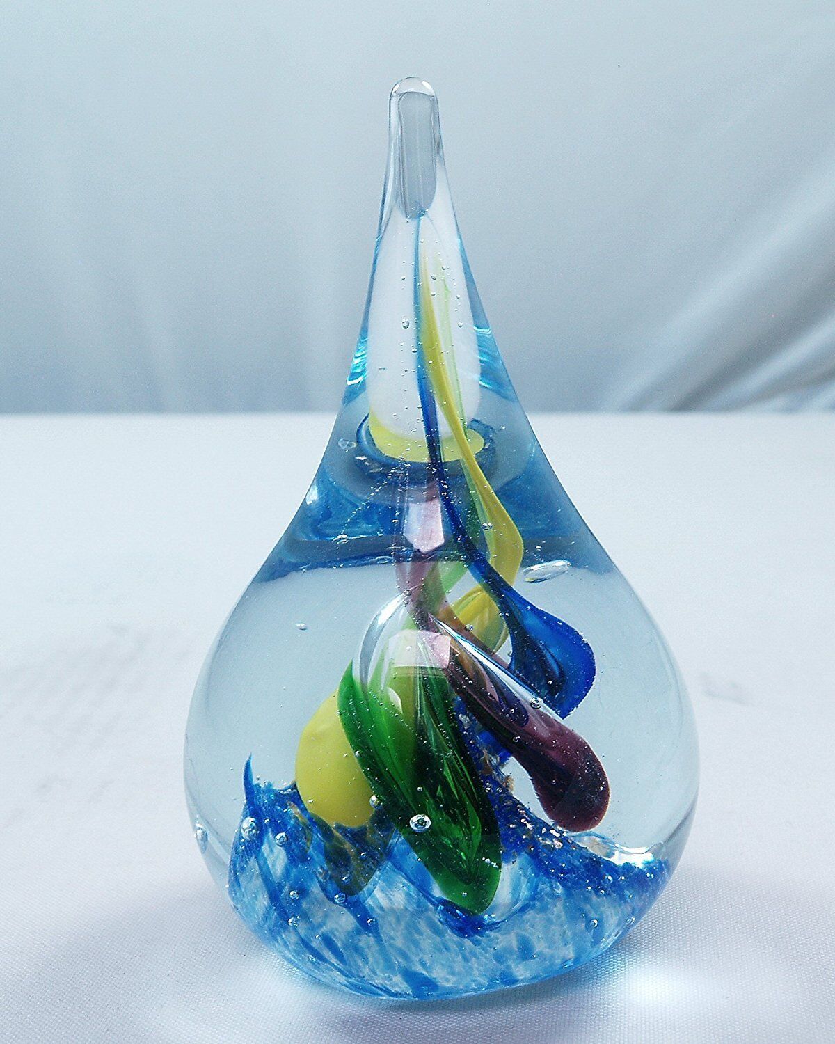 M Design Art Handcraft Glass Gold-plated in the Water Teardrop Paperweight