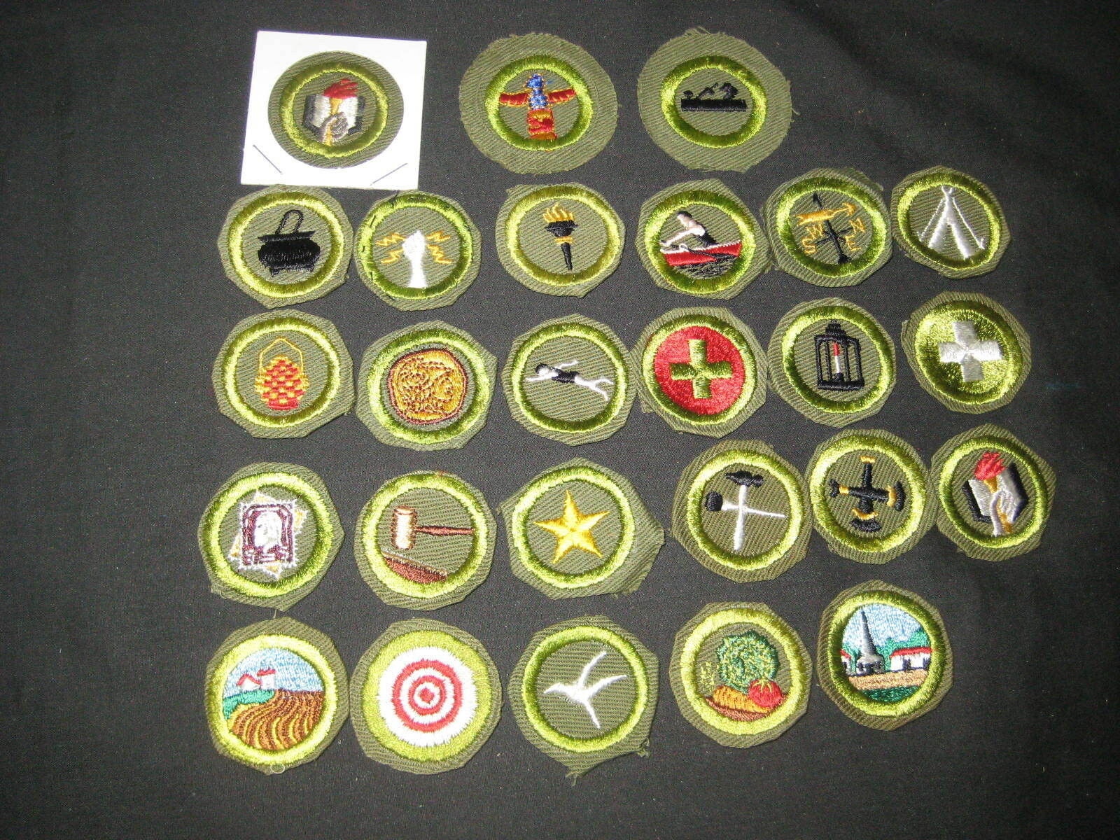 Boy Scout Merit Badges Lot of 26 Crimped Edge      eb07