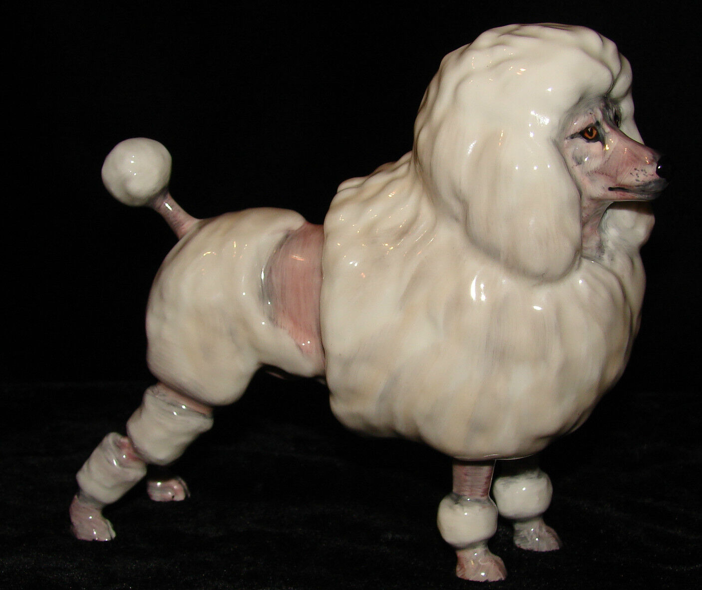 LARGE ROYAL DOULTON FRENCH POODLE FIGURINE HN 2631 PEGGY DAVIES