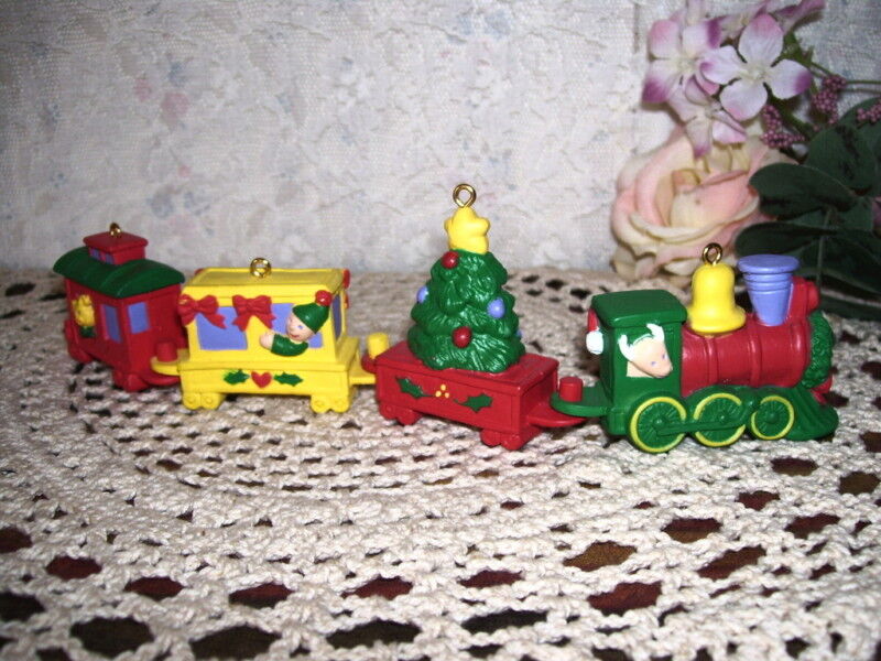 Christmas Train Set of Four