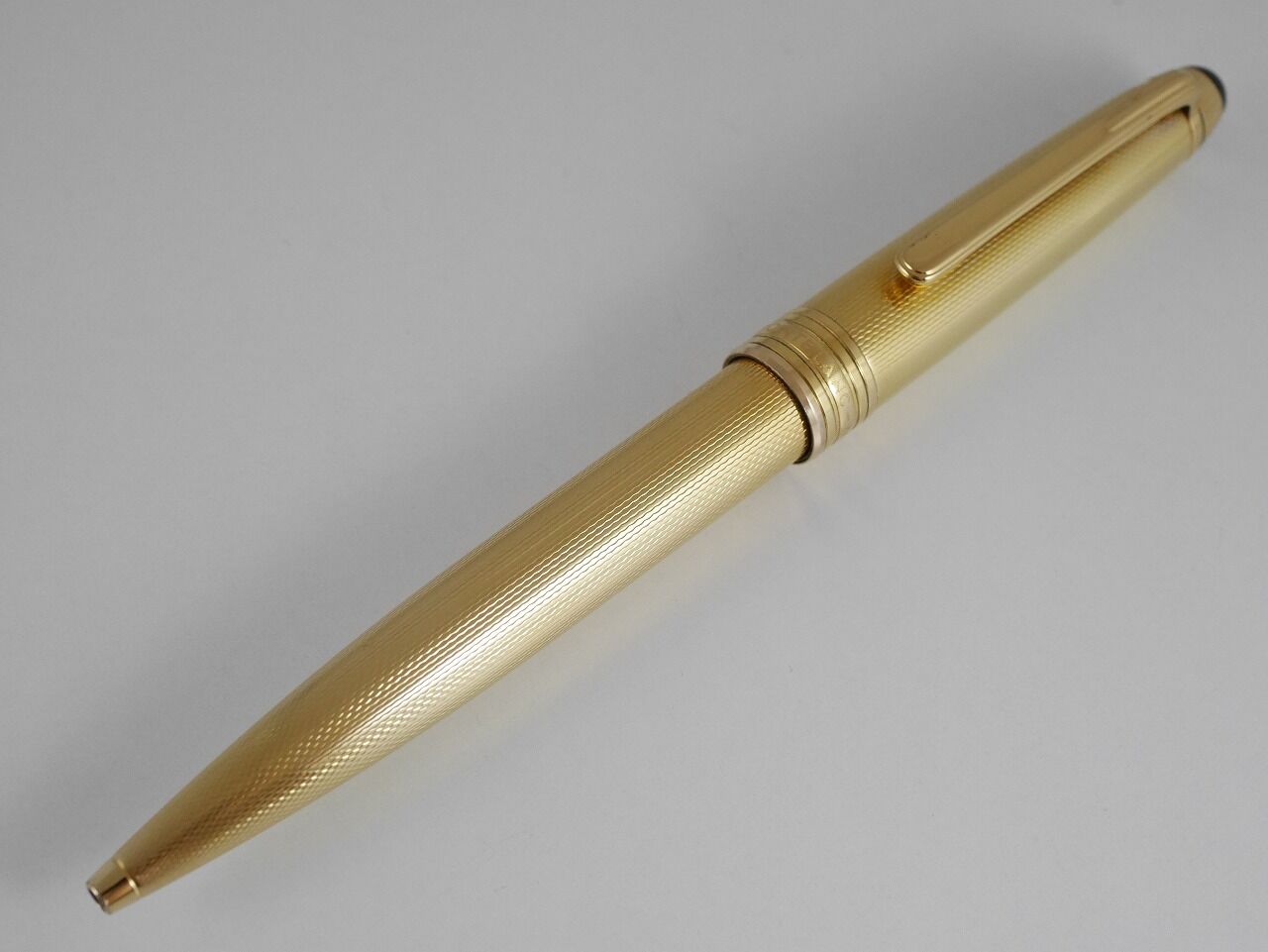 Montblanc Meisterstuck Solitaire Gold Plated Barley Ballpoint Pen