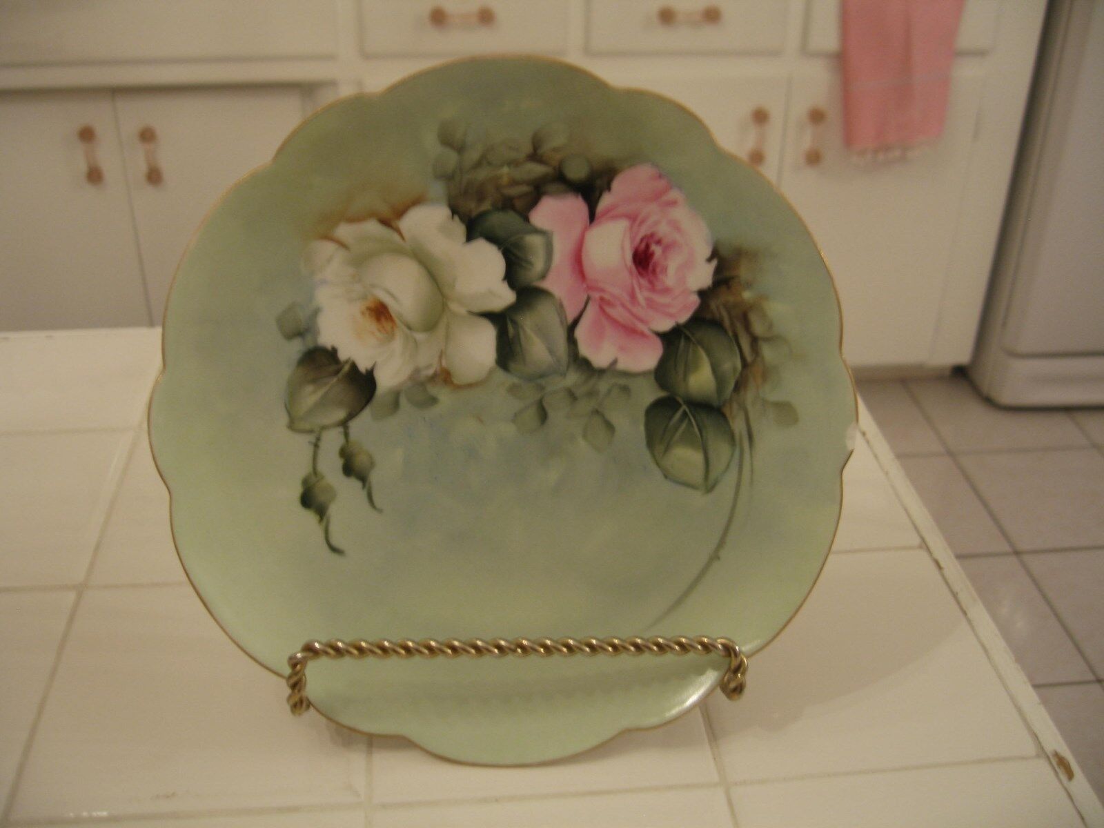 Beautiful Vintage Hand Painted And Signed Peters Decorator Plate With Roses
