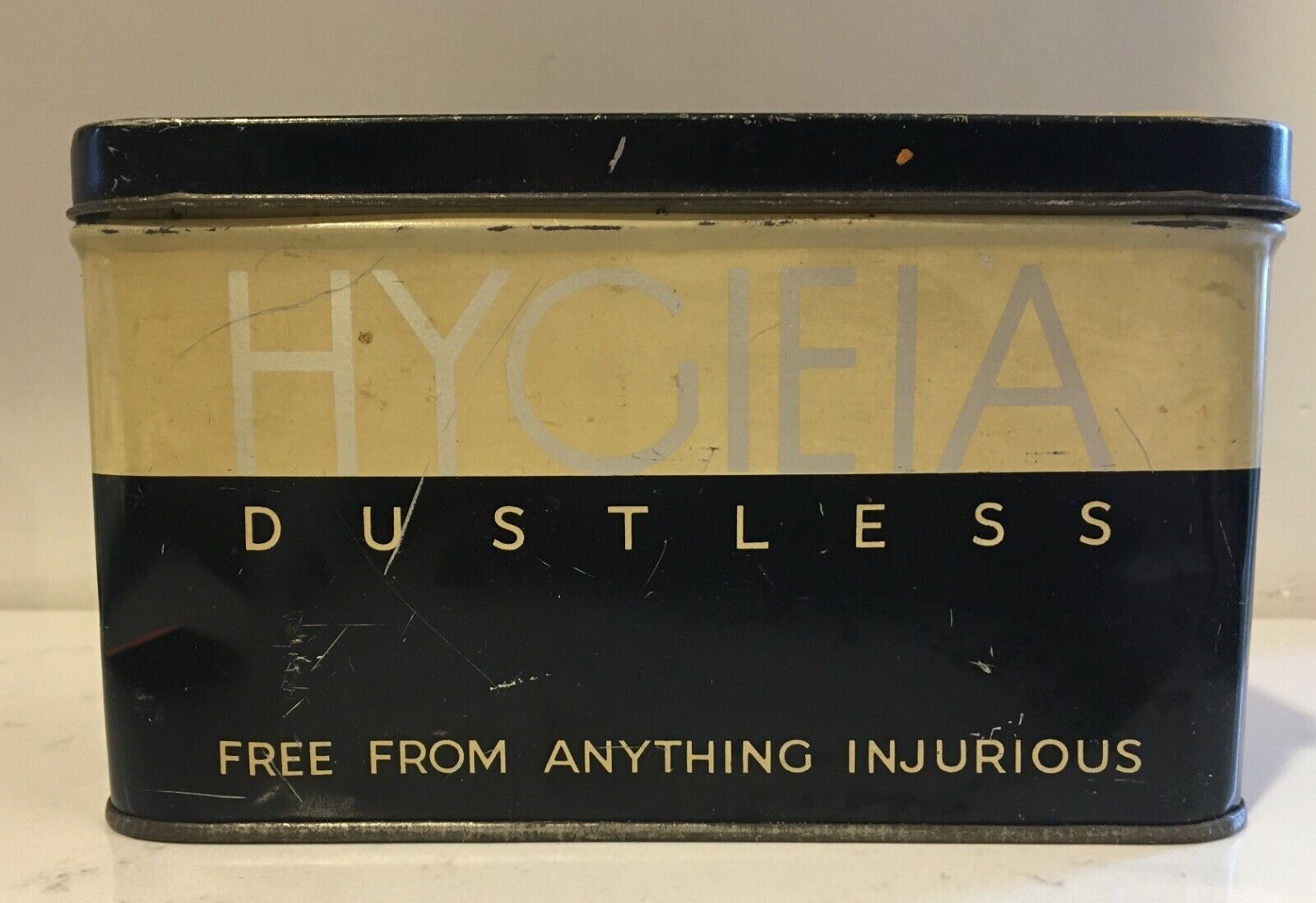HYGIEIA Dustless Chalk Vintage Tin The American Crayon Company Sandusky Ohio