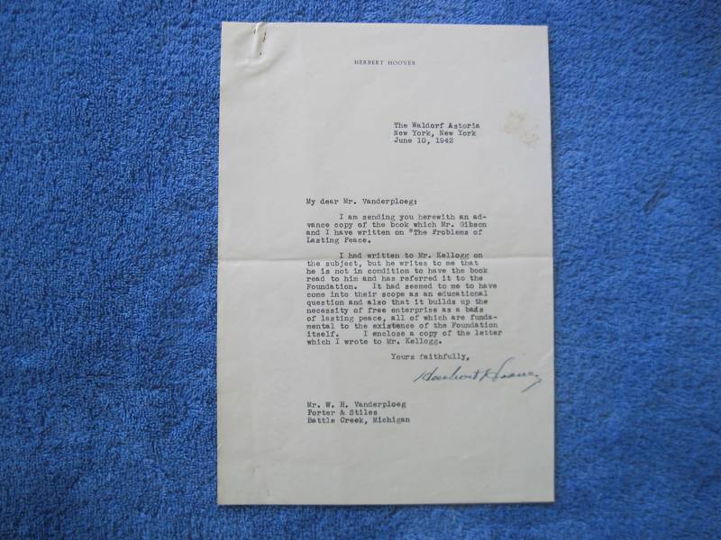 Typed Letter SIGNED BY HERBERT HOOVER 1942
