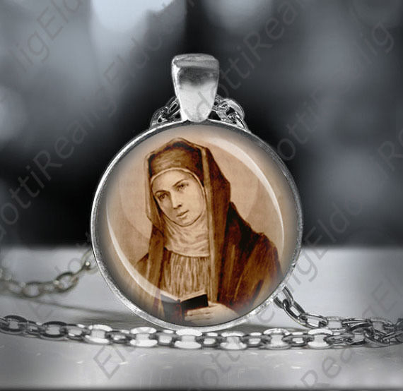 St Monica Necklace Catholic Saint Medal 1 inch Pendant w 24\'\' Silvertone Chain 