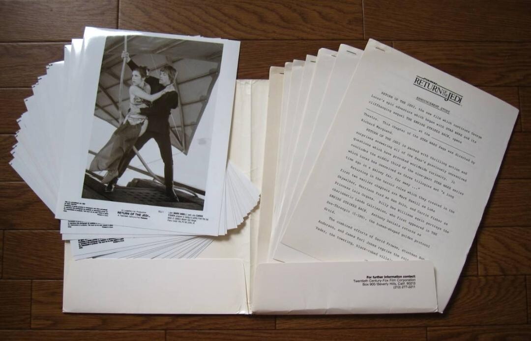 Star Wars Episode 6 VI Return Of The Jedi Novelty Press Kit 16 Still Photos 1983