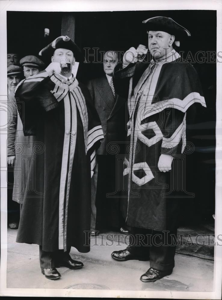 1953 Media Photo London Fred Morris & Wm Riddle Ale test of Coronation brew 1953 Media Photo London Fred Morris & Wm Riddle Ale test of Coronation brew