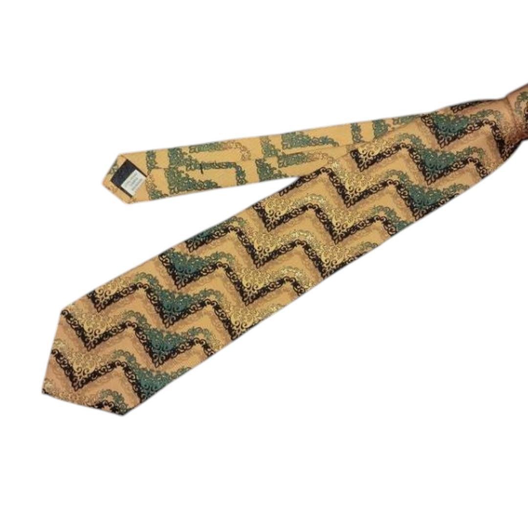 VERSACE Geometric Pattern Tie VERSACE Geometric Pattern Tie