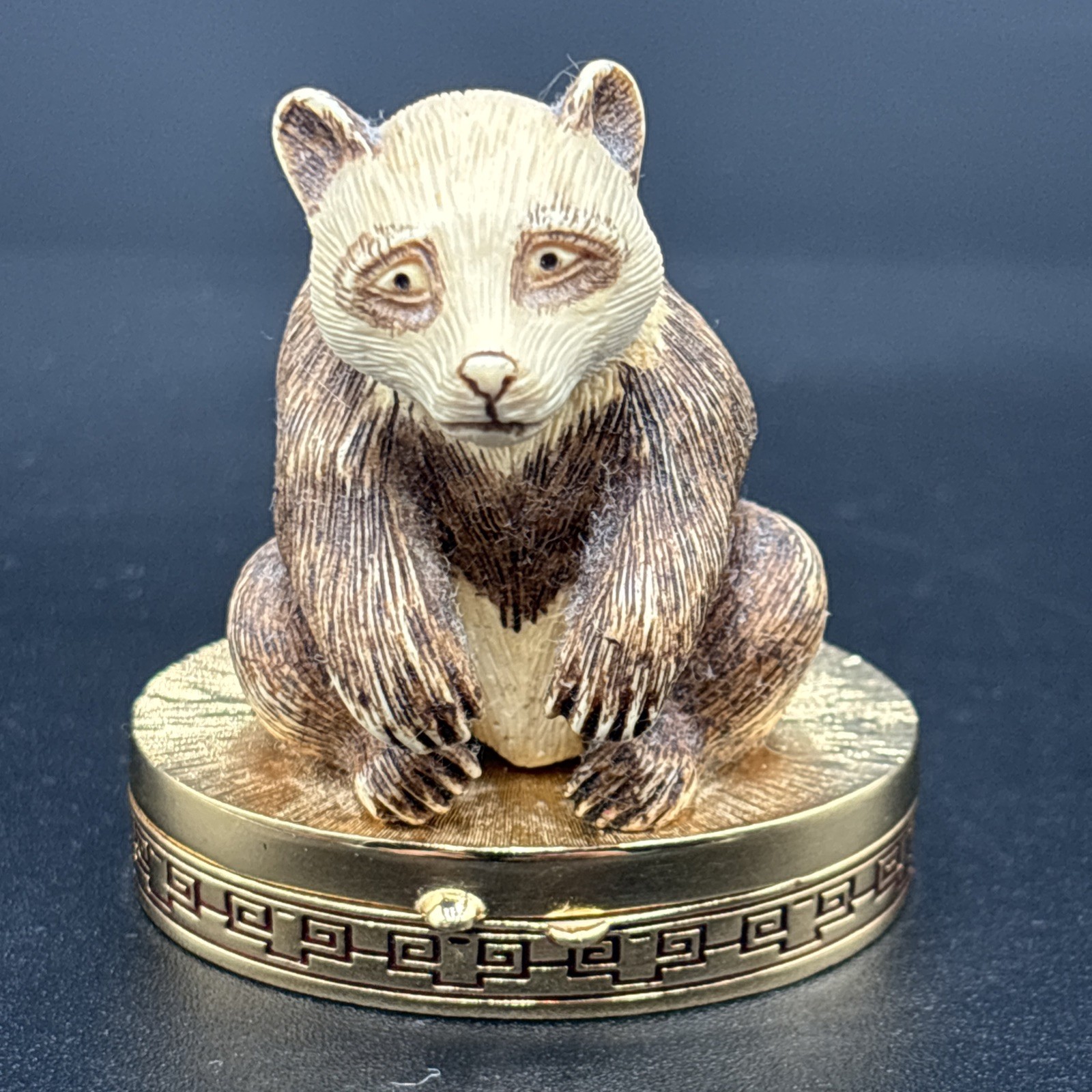 SCARCE 1984 ESTEE LAUDER PANDA COMPACT w CINNABAR SOLID PERFUME