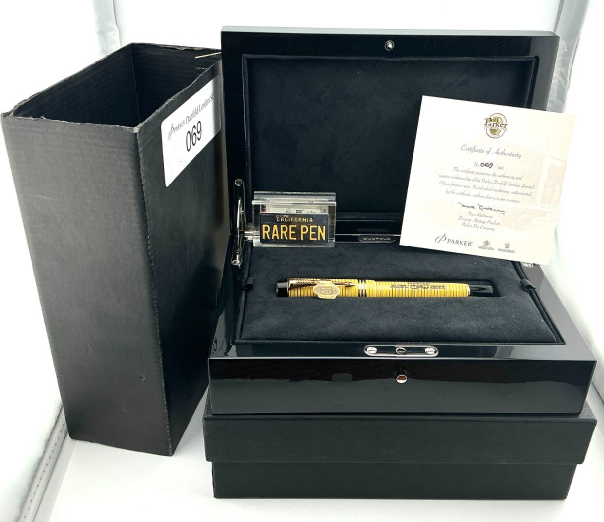 Parker Duofold Centennial BUMBLEBEE Fountain Pen LE 100 18K M New Year 2007