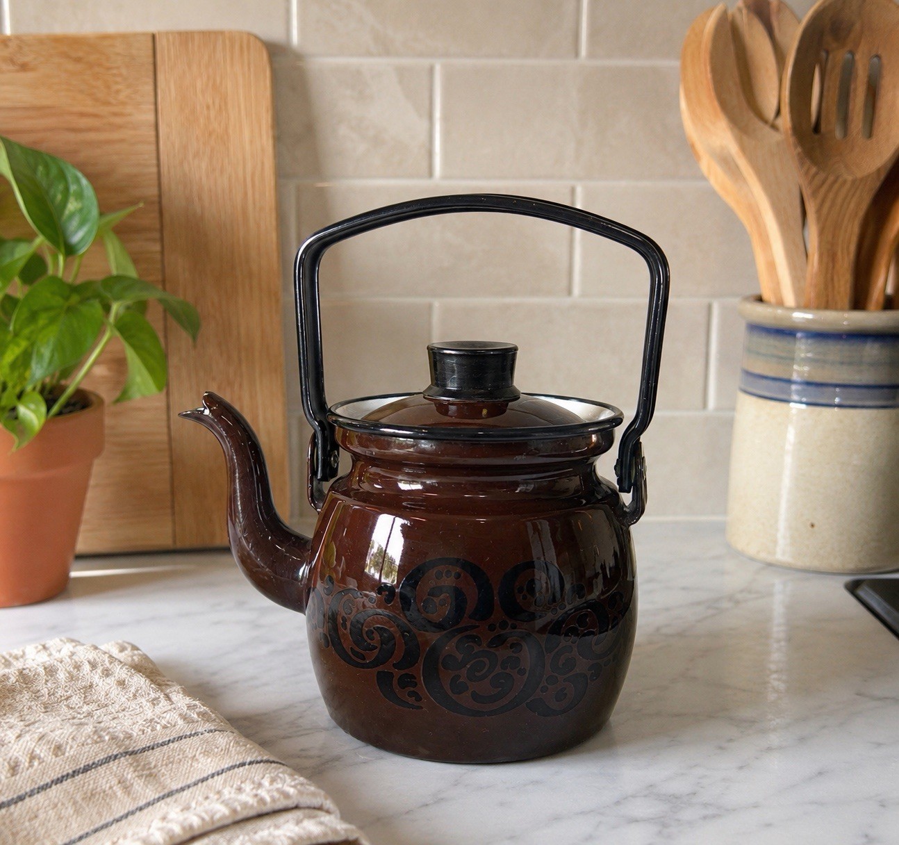 VTG GREEN Enamel Primavera Finel Arabia Teapot Kettle 0.6L Kaj Franck FINLAND