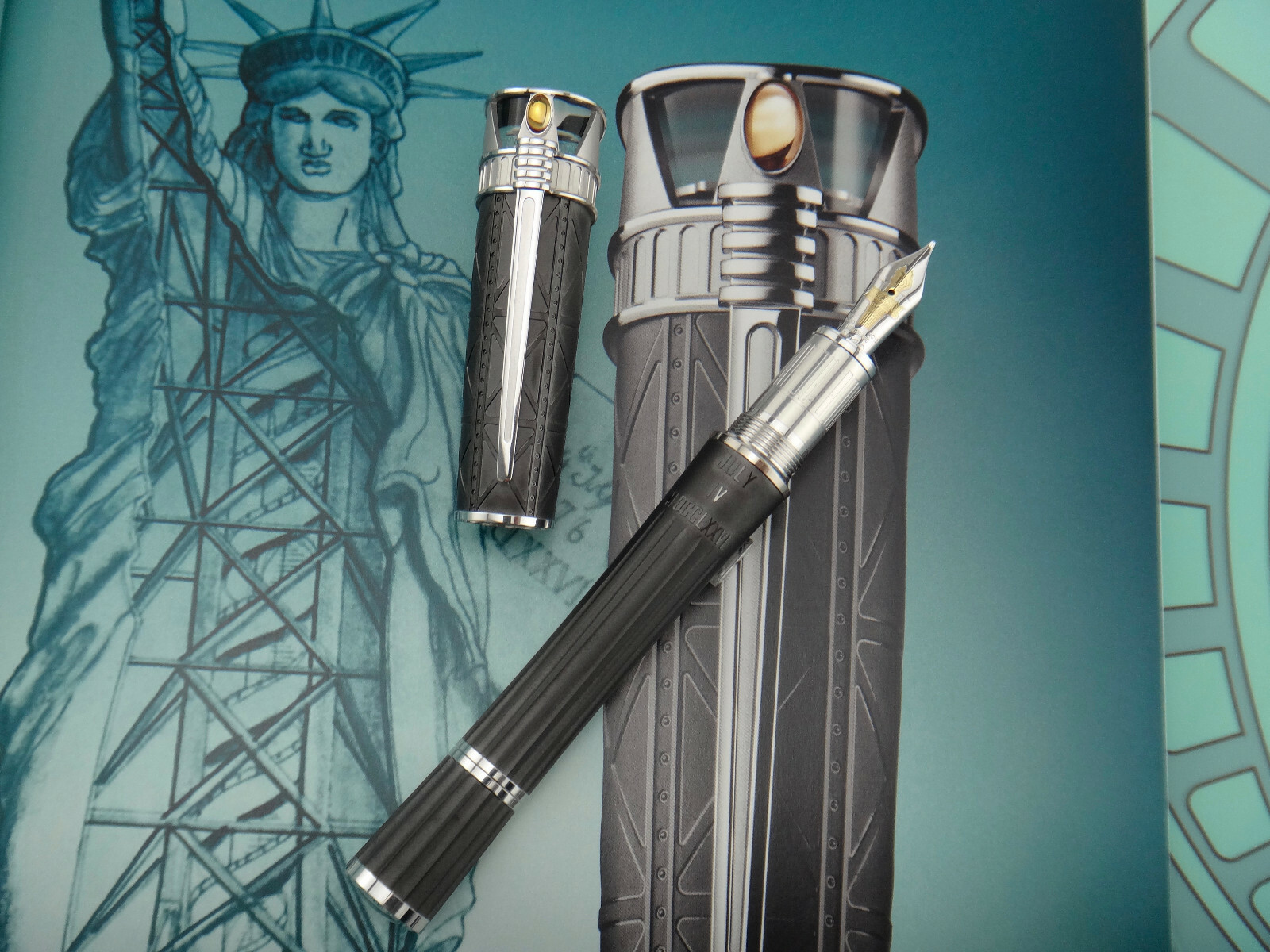 MONTBLANC Statue of Liberty Artisan Limited Edition 50 Fountain Pen Ref. 107465 MONTBLANC Statue of Liberty Artisan Limited Edition 50 Fountain Pen Ref. 107465