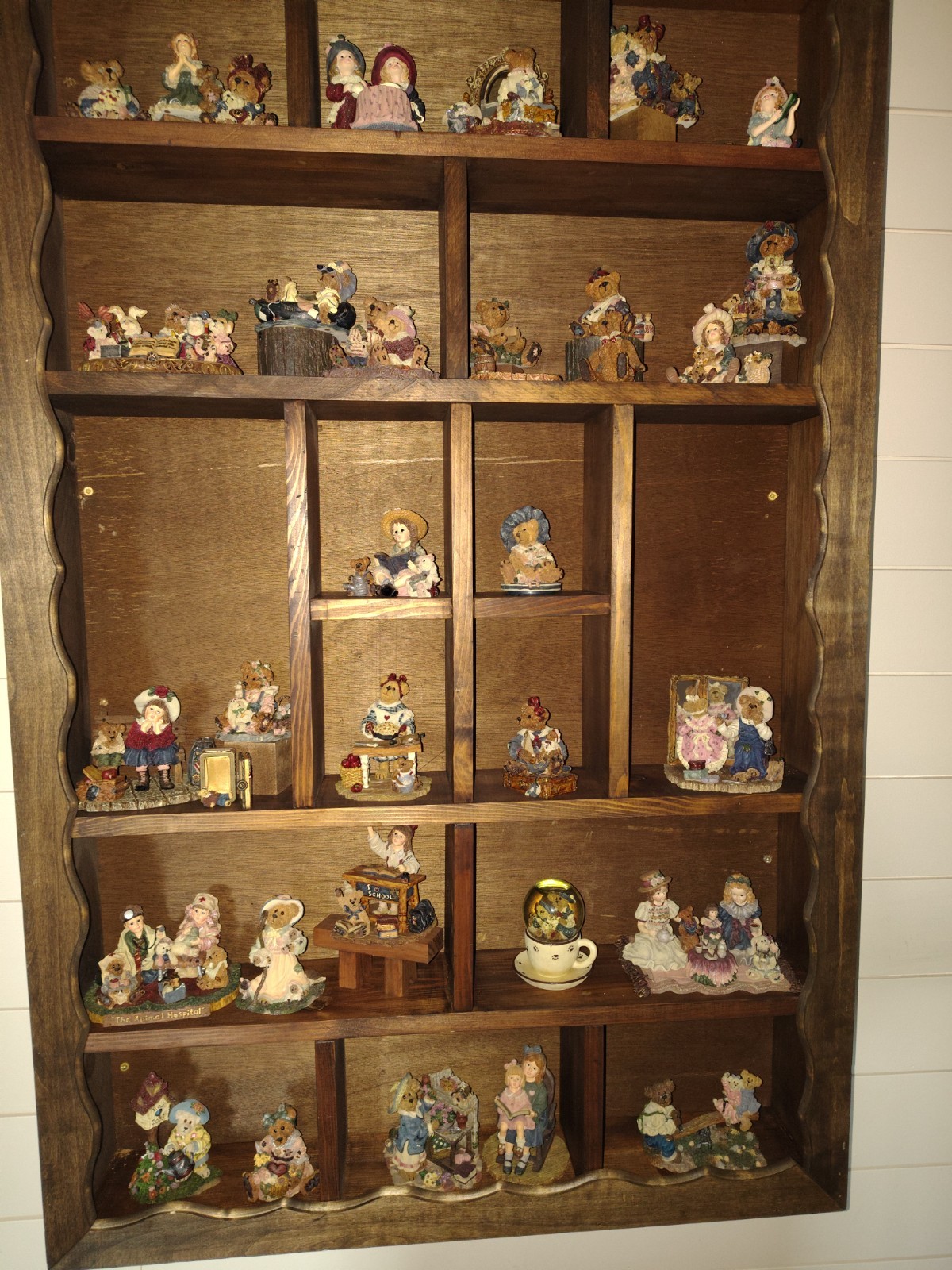 Boyds Bear Figurine Lot Of 83 all perfect condition Boyds Bear Figurine Lot Of 83 all perfect condition