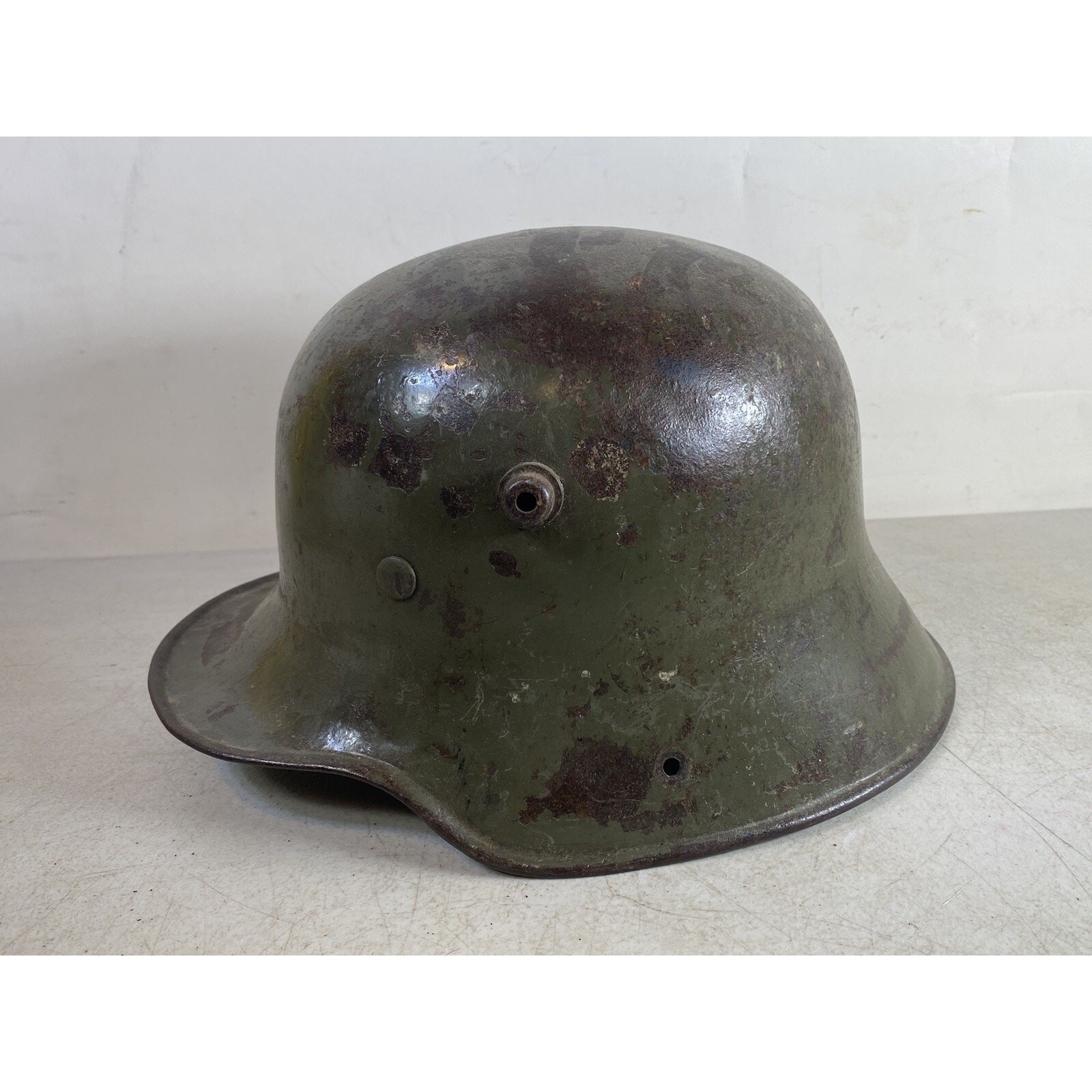 rare WW1 WW2 German Austrian helmet 1916 m16 m17 H10 032209 Camouflage 40S10 rare WW1 WW2 German Austrian helmet 1916 m16 m17 H10 032209 Camouflage 40S10