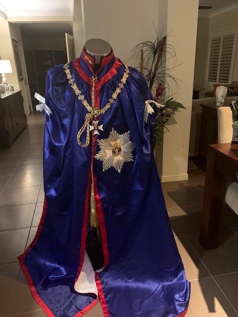 Mantle - Robe ROYAL VICTORIAN ORDER - United Kingdom