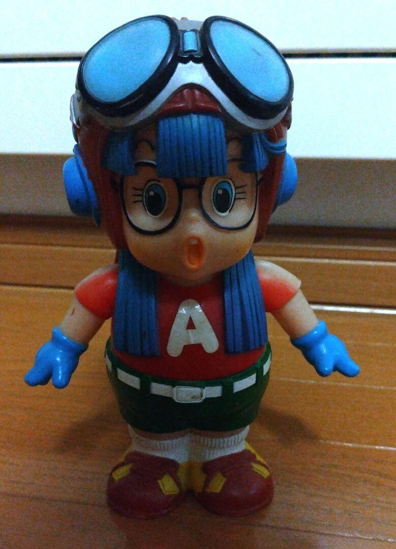 Dr. Slump Arale soft vinyl piggy bank by Akira Toriyama collection Vintage c734 Dr. Slump Arale soft vinyl piggy bank by Akira Toriyama collection Vintage c734