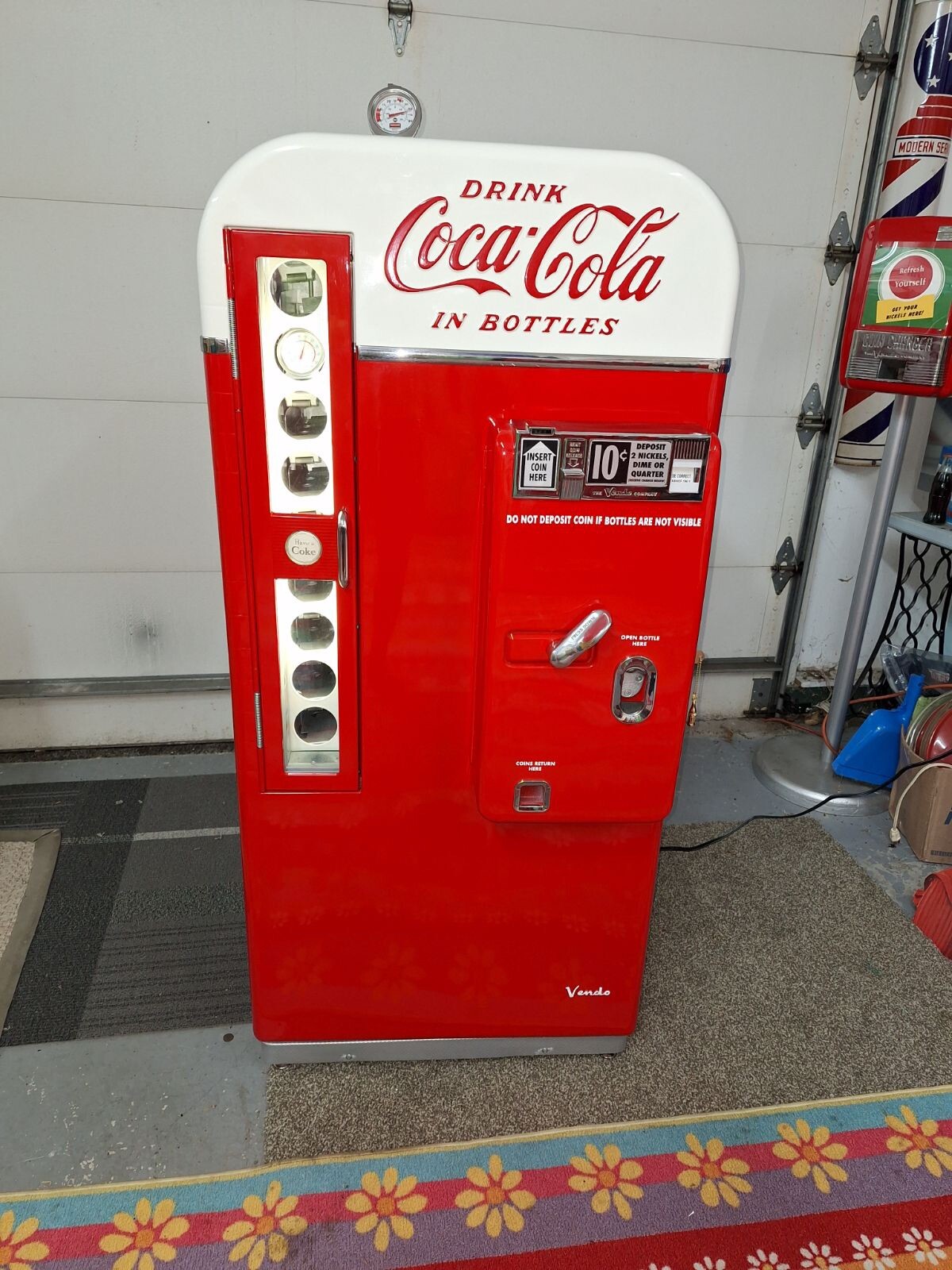 Beautiful Restored 1950s Coke Coca Cola Machine Vendo 81 44 39 72 56 USA Beautiful Restored 1950s Coke Coca Cola Machine Vendo 81 44 39 72 56 USA