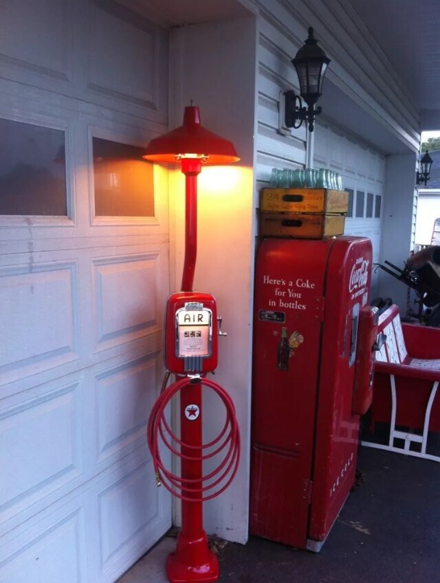 Vintage Eco Air Meter Gas Oil Red Texaco Restored With Light Pole GAS PUMP Vintage Eco Air Meter Gas Oil Red Texaco Restored With Light Pole GAS PUMP