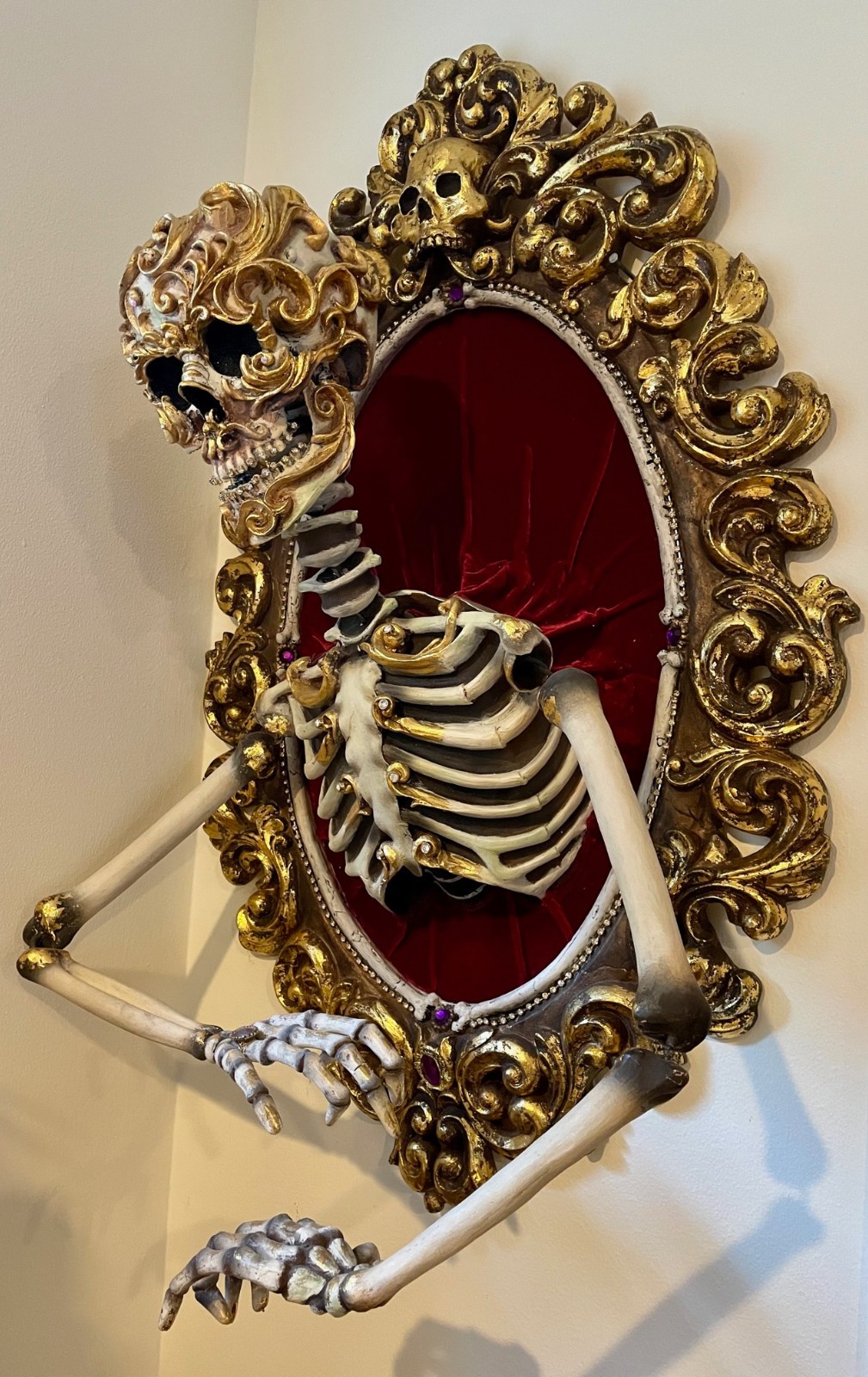 RARE Katherine's Collection Venetian Mardi Gras Halloween Skeleton 3D Wallpiece