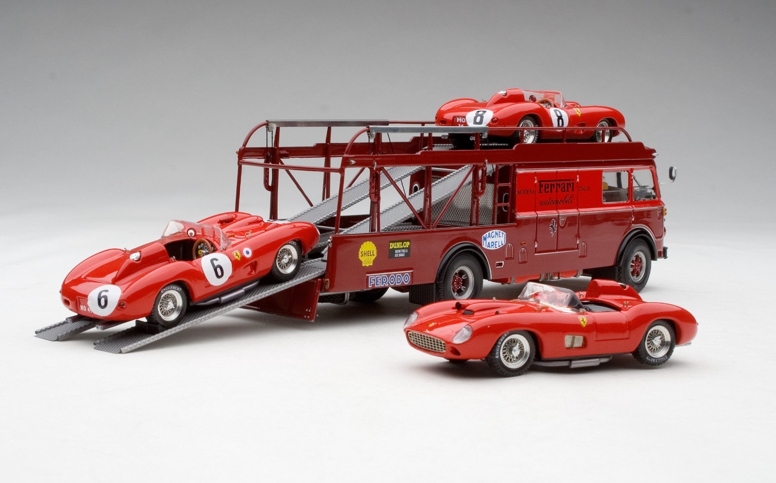 Exoto 43 | 1957 LE MANS GIFT SET | Bartoletti 642 Ferrari Transporter