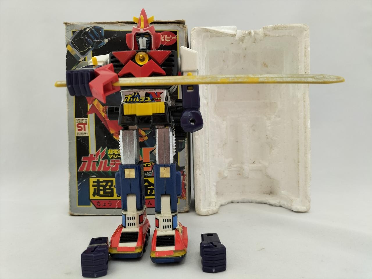 Popy Chogokin Voltes V Action Figure Robot