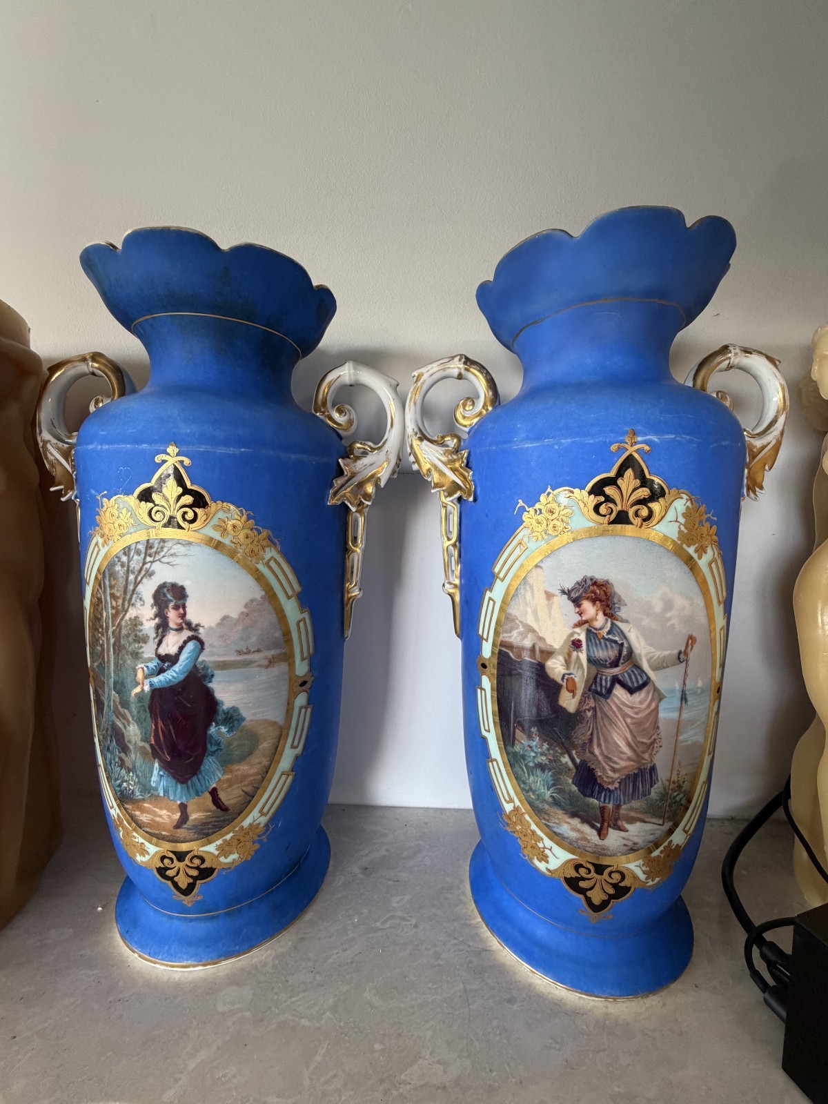 Gorgeous Pair of Hand Painted French Porcelain Antique Vases by Old Paris Gorgeous Pair of Hand Painted French Porcelain Antique Vases by Old Paris