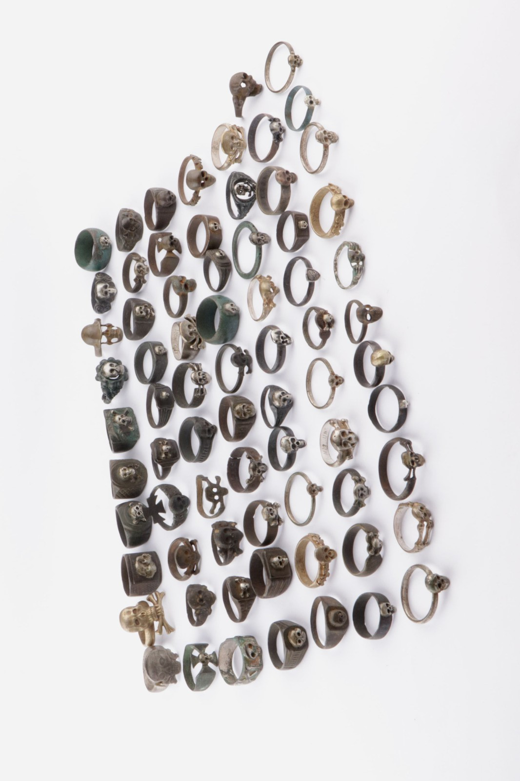 Collection 72 pcs Skull Bones ww2 WWII Ring war period ww1 WWI Battlefield set