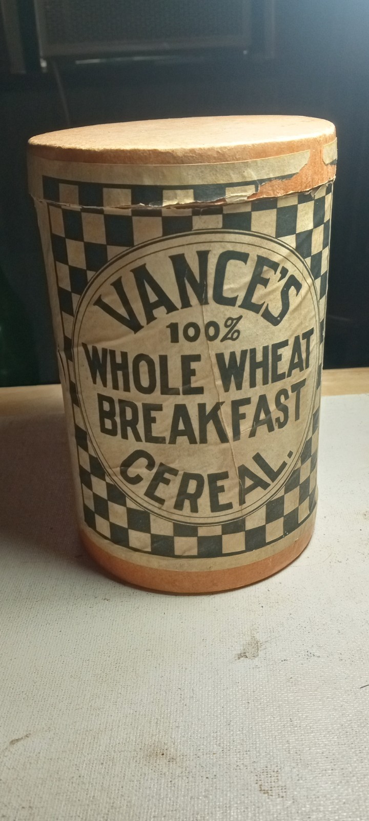 ANTIQUE & RARE 1930'S-40'S VANCE'S 100% WHOLE WHEAT BREAKFAST CEREAL CONTAINER ANTIQUE & RARE 1930'S-40'S VANCE'S 100% WHOLE WHEAT BREAKFAST CEREAL CONTAINER
