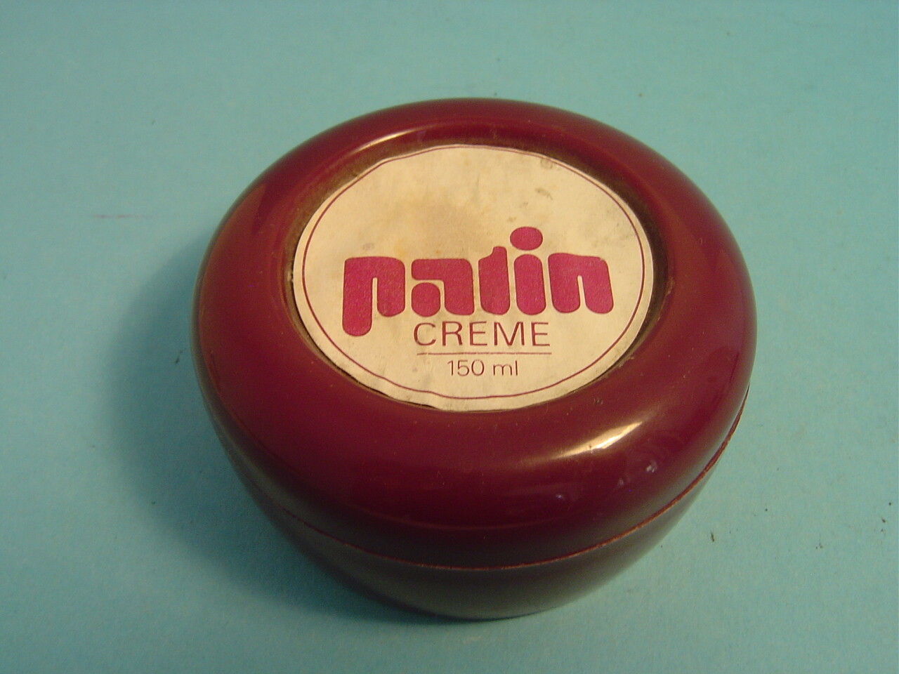 Vintage Tin Florena Cream “Godmother” 1980s, Excellent Vintage Tin Florena Cream “Godmother” 1980s, Excellent