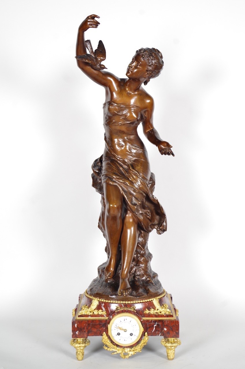 Mathurin Moreau - Woman with a Dove, Napoleon III Clock Mathurin Moreau - Woman with a Dove, Napoleon III Clock