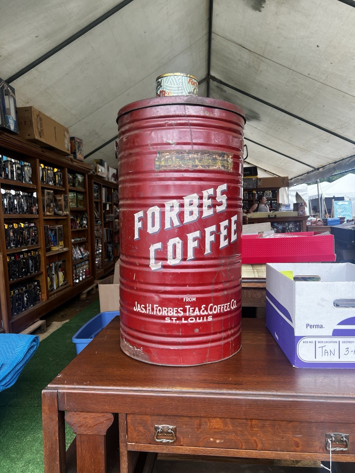 Vintage Jas. H Forbes Tea & Coffee shipping tin HTF Santa Fe RR tag 31” h x 17”