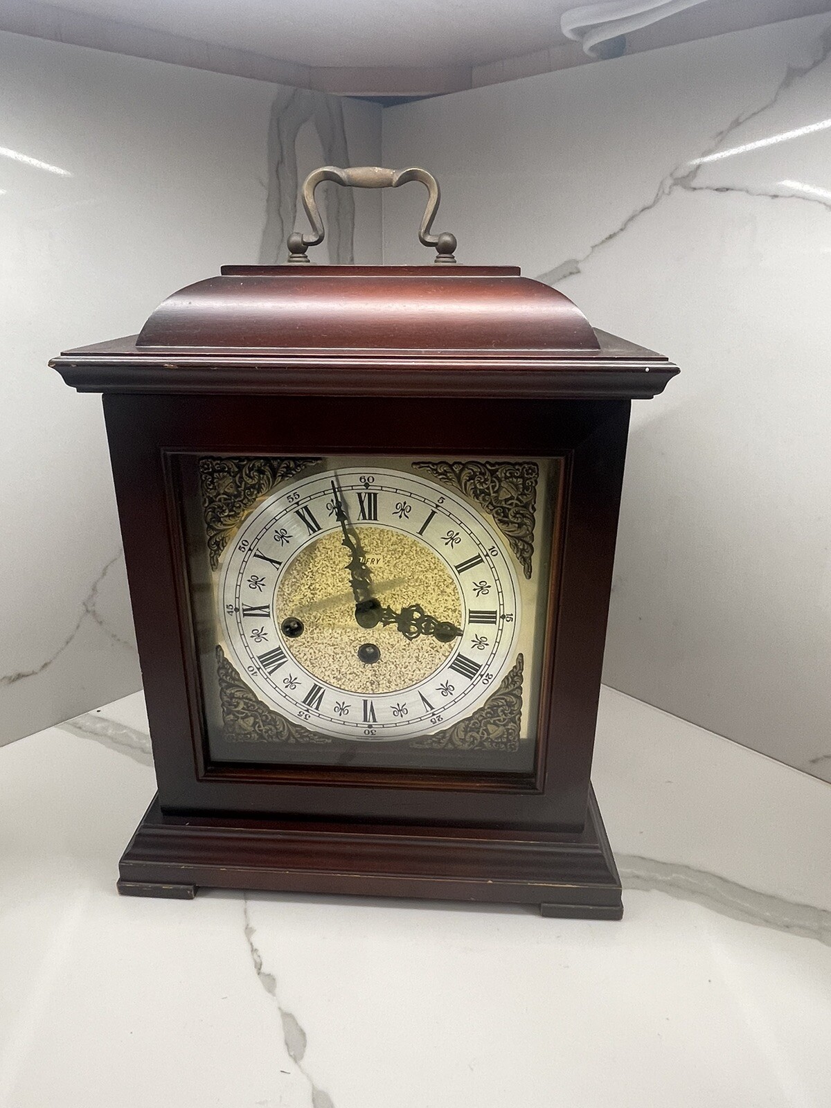 VINTAGE ALFRY MANTLE CLOCK WESTER GERMANY 76EMIL SCHMECKENBECHER 2JEWELS 340-020