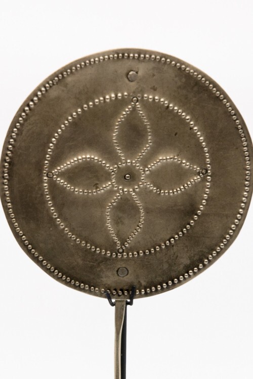Mapuche pin with an outstanding embossed flower. Handmade (German silver alpaca) Mapuche pin with an outstanding embossed flower. Handmade (German silver alpaca)