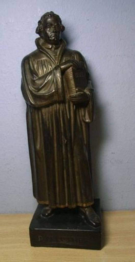 Antique Pottery Martin Luther Statue R. Uffrecht 1858 # 