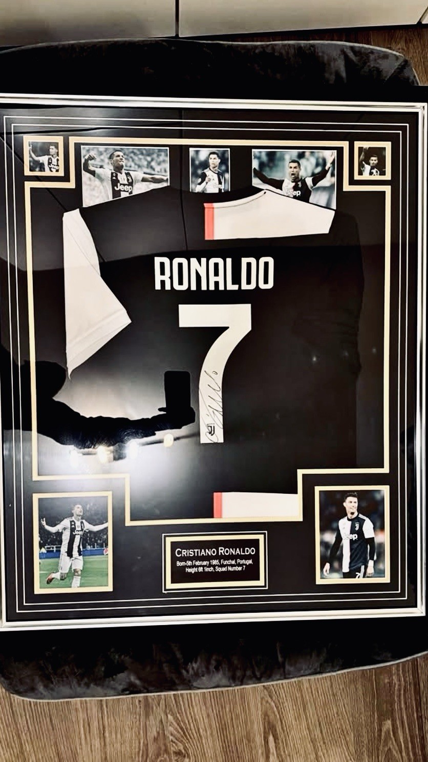 CRISTIANO RONALDO CR7 Jersey Signed-Worn + BAS COA. 2026 CRISTIANO RONALDO CR7 Jersey Signed-Worn + BAS COA. 2026