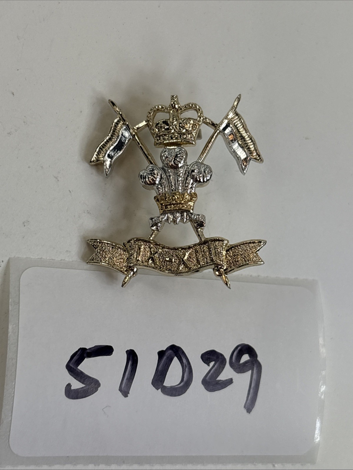 British Army 9th/12th Royal Lancers Regiment Cap Badge Insignia Pin-Back 51D29 British Army 9th/12th Royal Lancers Regiment Cap Badge Insignia Pin-Back 51D29