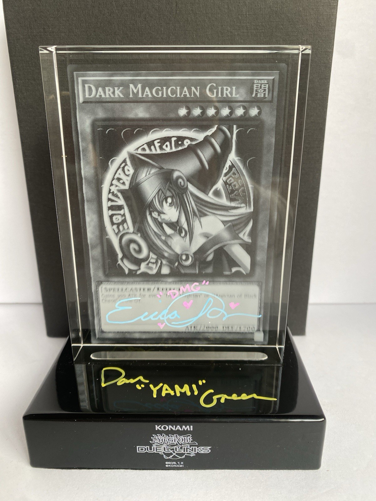 Yu-Gi-Oh Dark Magician Girl Crystal SIGNED Erica Schroeder & Dan Green. Yu-Gi-Oh Dark Magician Girl Crystal SIGNED Erica Schroeder & Dan Green.