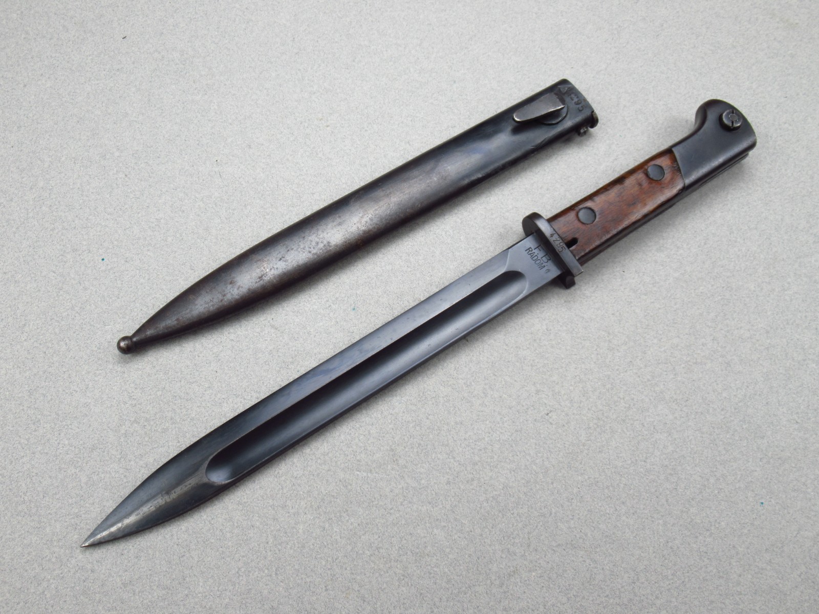German Captured Pre-WWII Polish K98 Wz.29 M1930 Mauser Bayonet Scabbard RADOM German Captured Pre-WWII Polish K98 Wz.29 M1930 Mauser Bayonet Scabbard RADOM