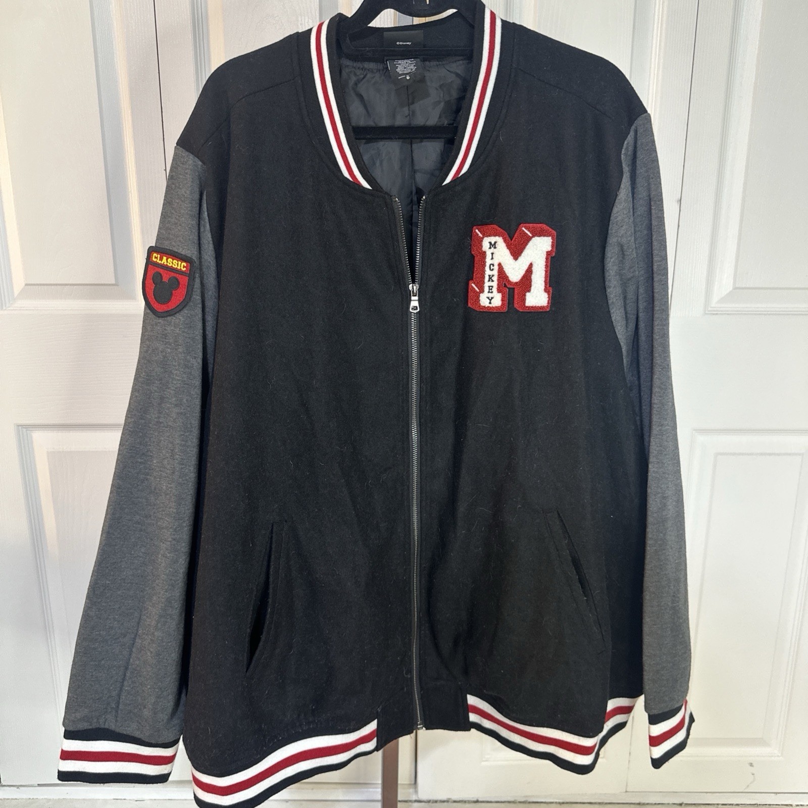 TORRID PLUS SIZE 4XL DISNEY MICKEY MOUSE WOOL BOMBER JACKET TORRID PLUS SIZE 4XL DISNEY MICKEY MOUSE WOOL BOMBER JACKET