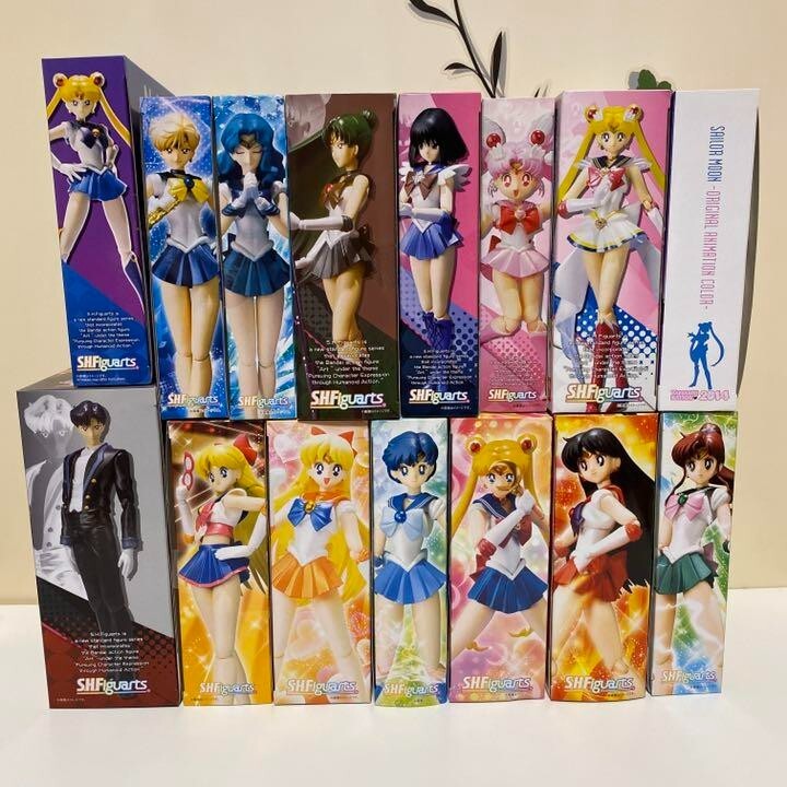 Sailor Moon S.H.Figuarts Figure set Japanese Anime Bandai from JPN Sailor Moon S.H.Figuarts Figure set Japanese Anime Bandai from JPN