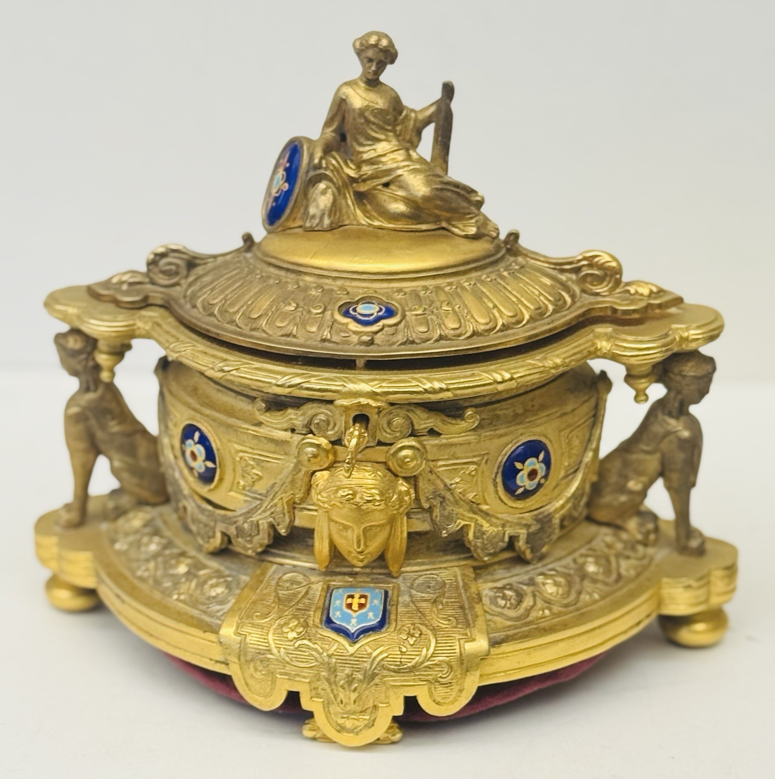 RARE CASKET NAPOLEON III GILT BRONZE ,9 CLOISONNE ENAME PLAQUES LOCK & KEY RARE CASKET NAPOLEON III GILT BRONZE ,9 CLOISONNE ENAME PLAQUES LOCK & KEY
