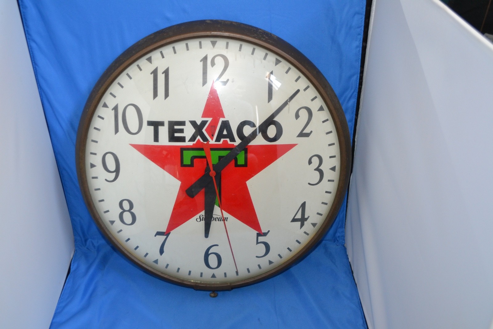 Vintage 1950s Sunbeam Texaco 16” Electric Advertising Clock Model C006 Works